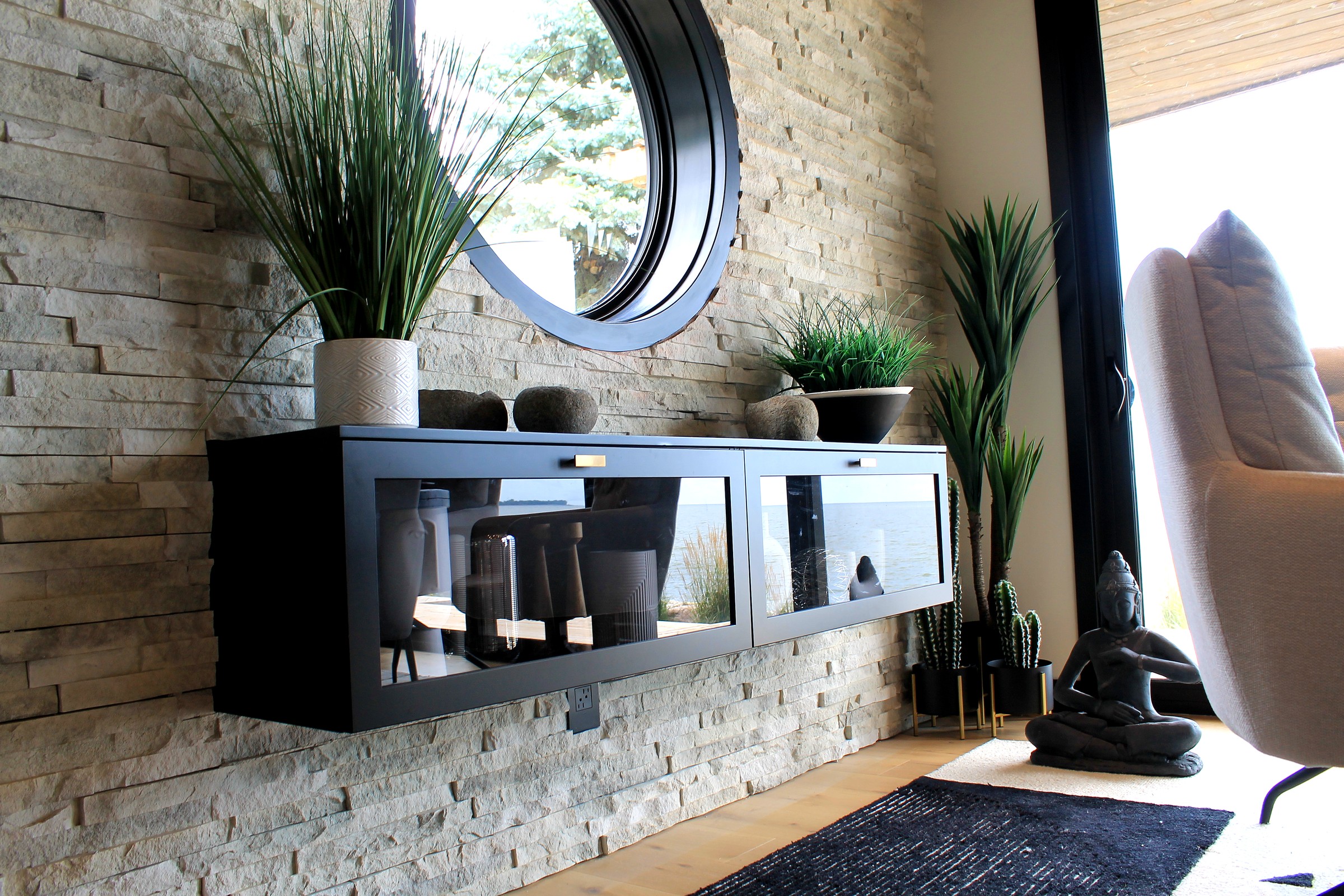 Dining Room Built in with Mid Century Modern Style and Black Cabinets