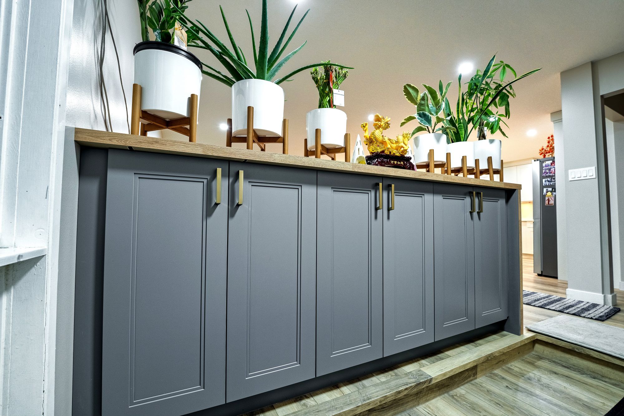 Stylish Kitchen Storage in Complementary Gray